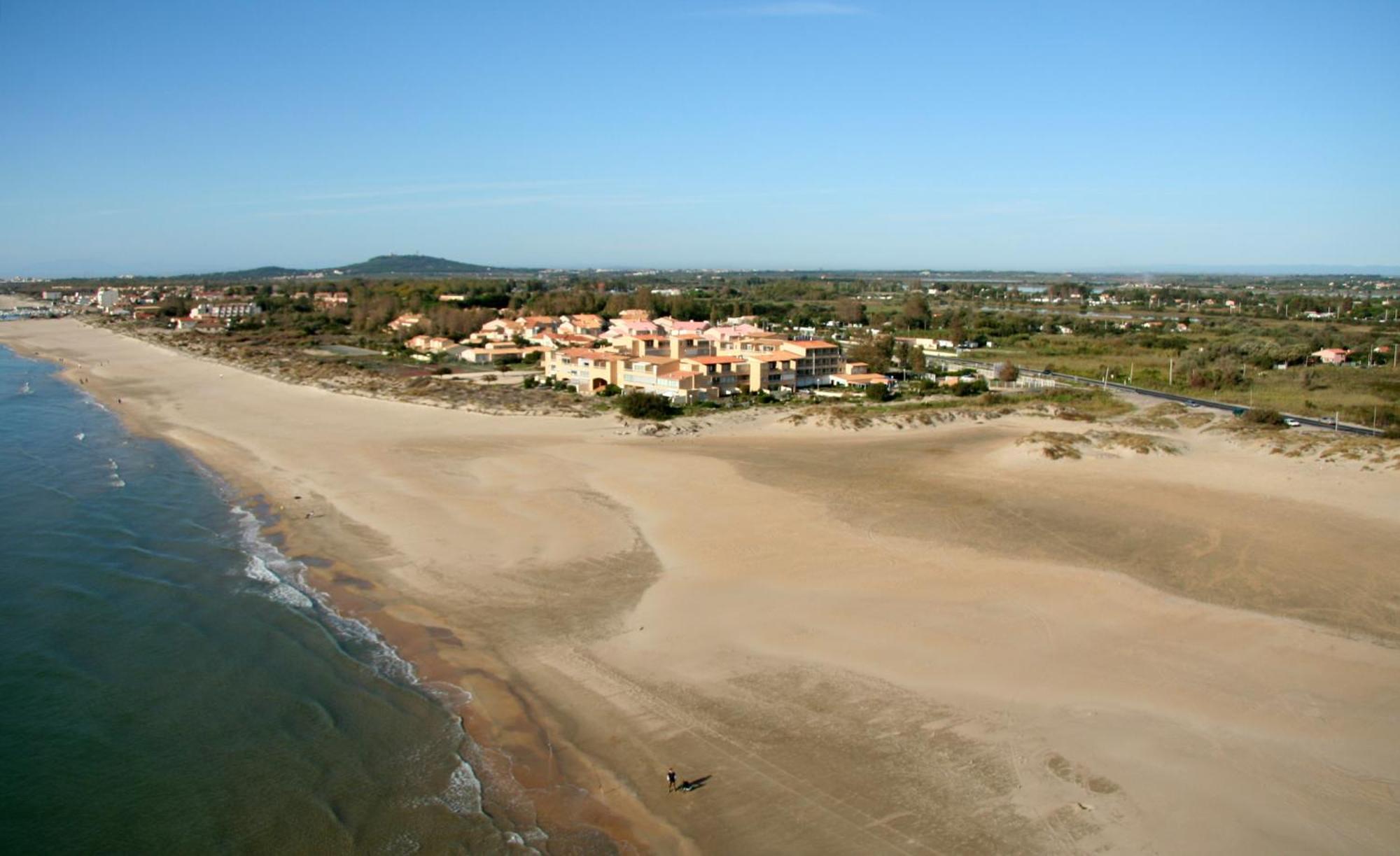 Hotel Les Dunes Marseillan  Buitenkant foto