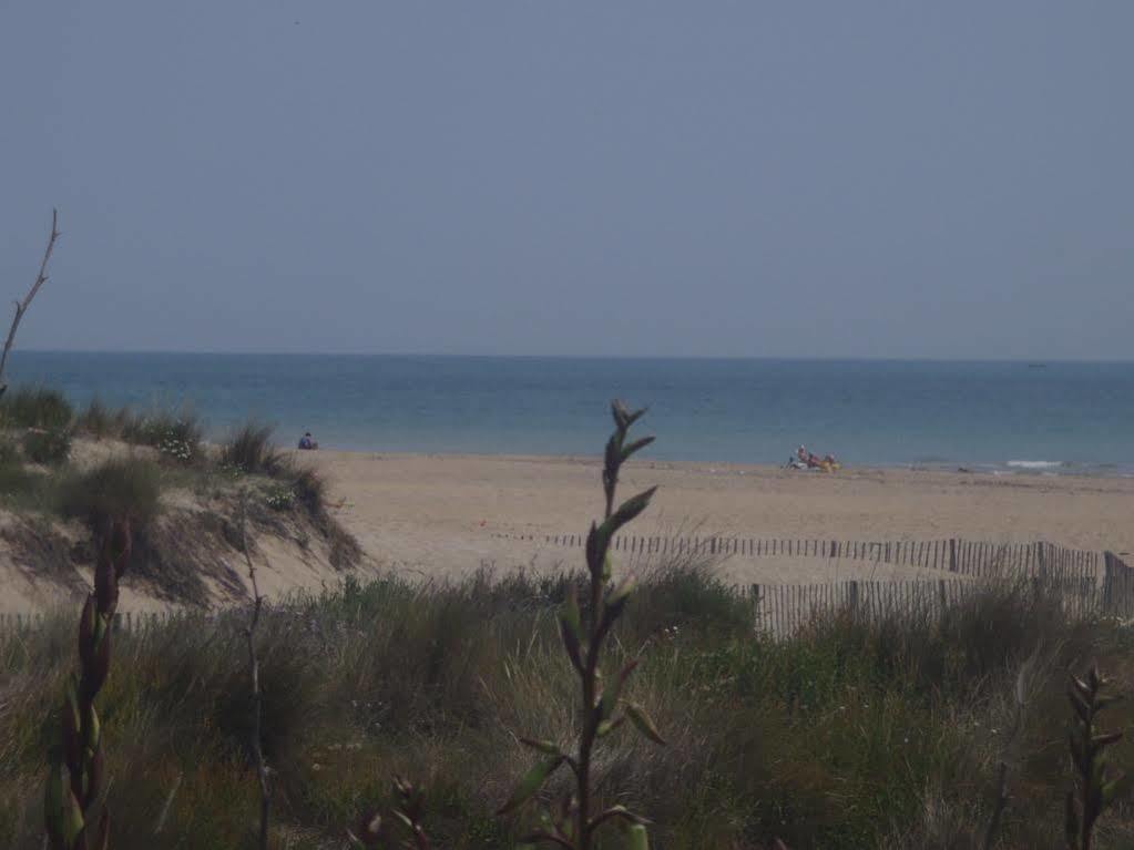 Hotel Les Dunes Marseillan  Buitenkant foto