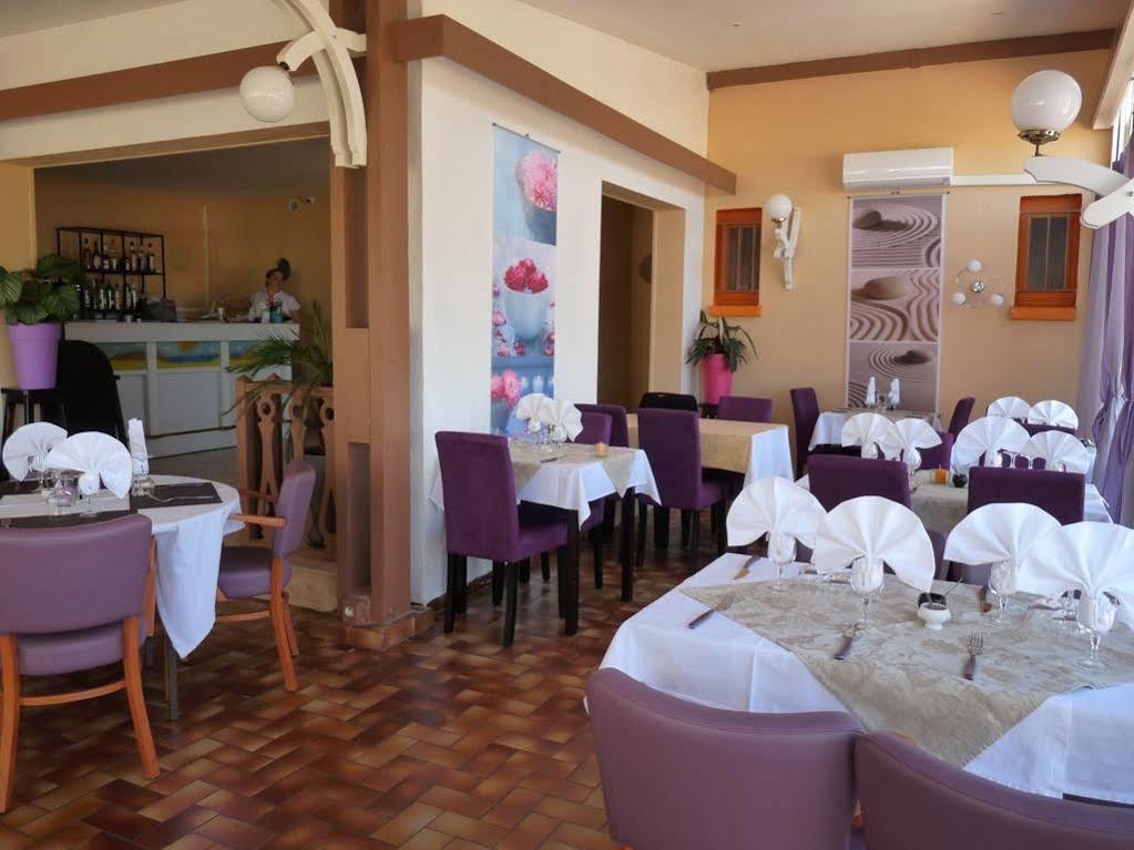 Hotel Les Dunes Marseillan  Buitenkant foto
