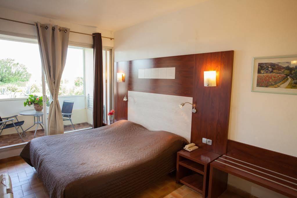 Hotel Les Dunes Marseillan  Buitenkant foto